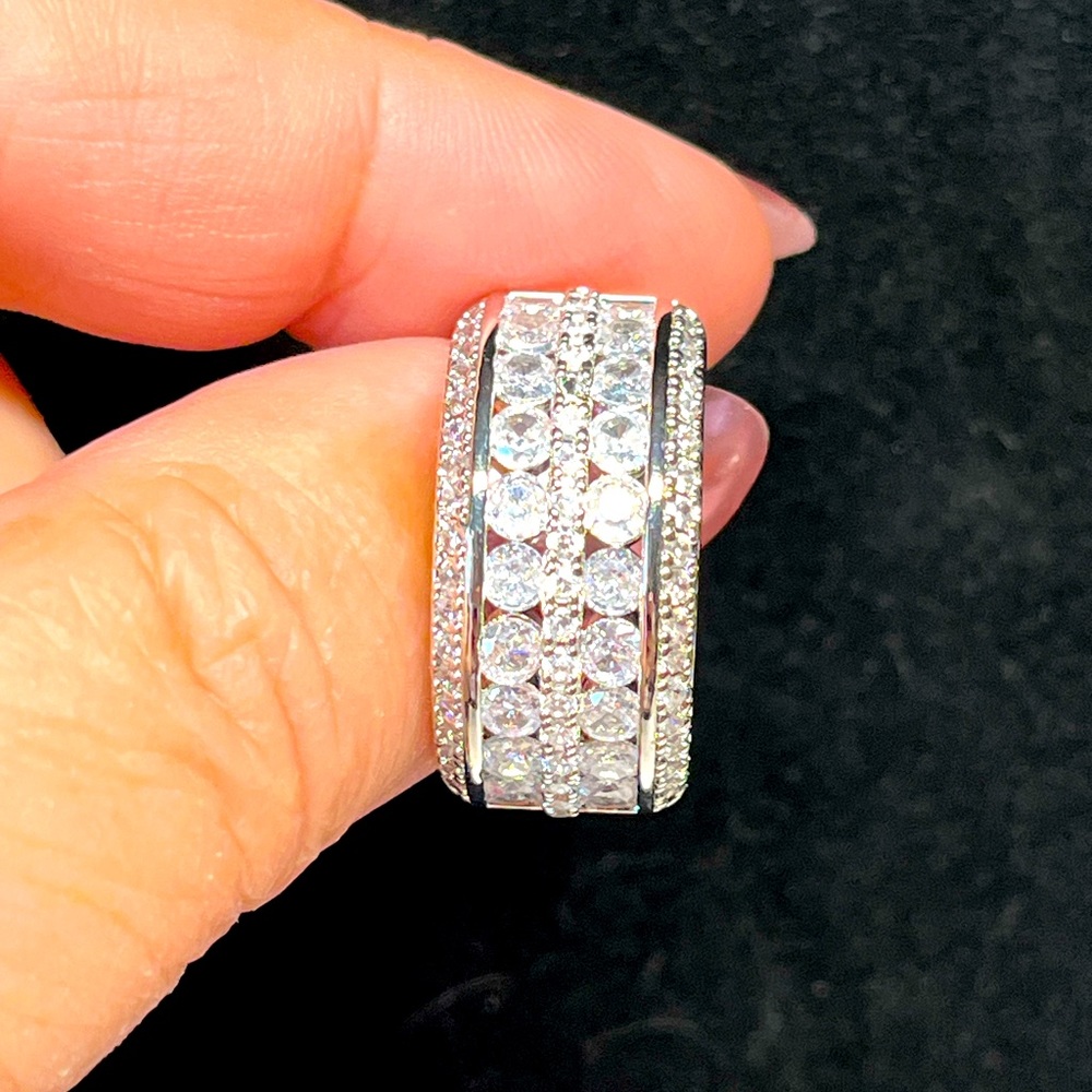 🦋💍wide band ring-band rows/wide shape cubic-stamped